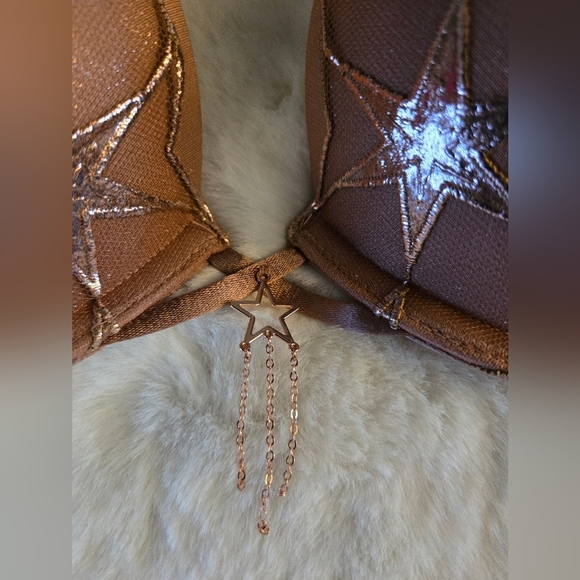 NWT Victoria's Secret Pink Balconette Bra with Star Embroidery - Picture 11 of 12